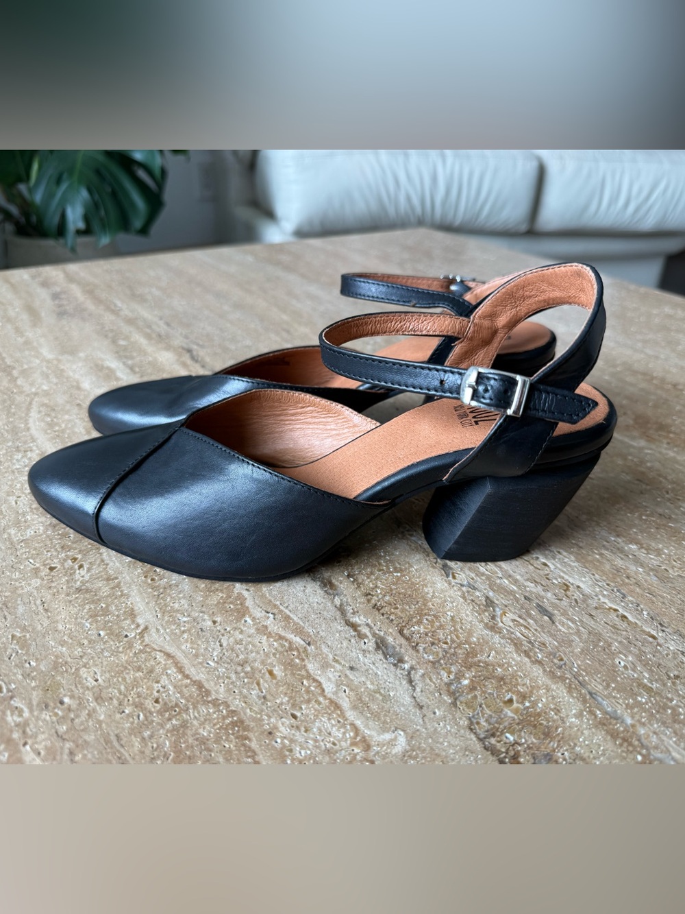 NWOB Miz Mooz Aurora Slingback Pump size 39 - Picture 6 of 7